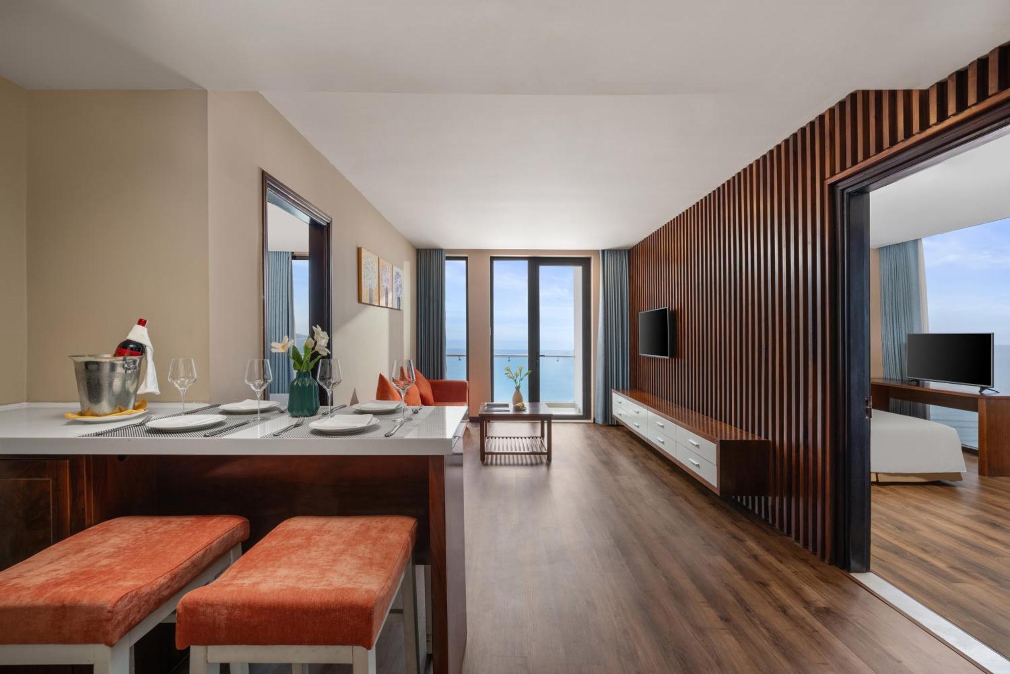 Yarra Ocean Suites Danang Kültér fotó